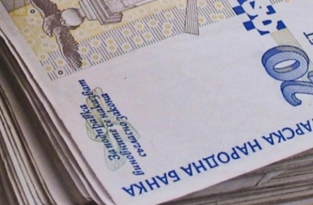 Задигнаха 2500 лв. от кабина на товарен автомобил