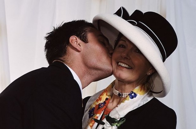 Британците са луди по своите тъщи