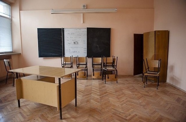 МОН: Сградата на НГДЕК на ул. „Баба” има готовност за учебните занятия