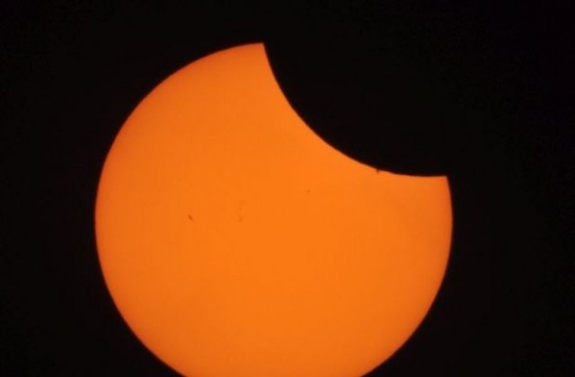 Отворени врати в обсерваторията за слънчевото затъмнение в петък