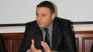 Камбитов удължи срока за категоризация на заведения