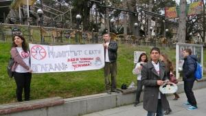 Усмихната кампания отправи послания за мир и толерантност