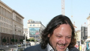 Нидал Алгафари представя новата си книга в Горна Оряховица