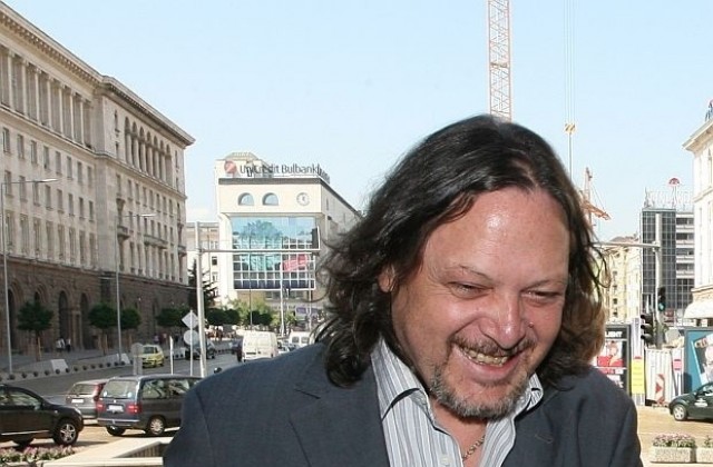 Нидал Алгафари представя новата си книга в Горна Оряховица