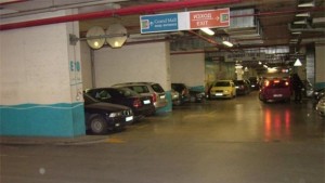 Мениджър в Джи Ем секюрити 20 часа гледах видеозаписите и