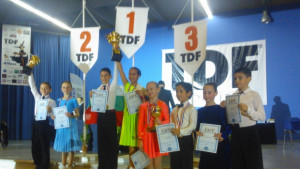 Злато за Ксани денс от турнир по спортни танци в