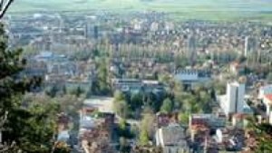 Пролетни кражби на бижута от апартаменти в Кюстендил