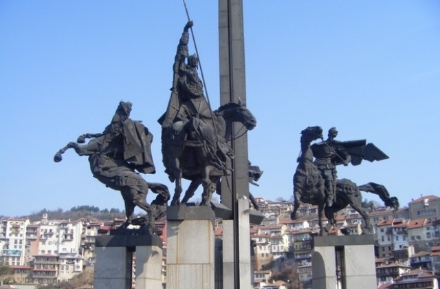 Велико Търново празнува с богата програма