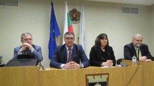 Петков си направи отвод в подкрепа на Първанов за предстоящия