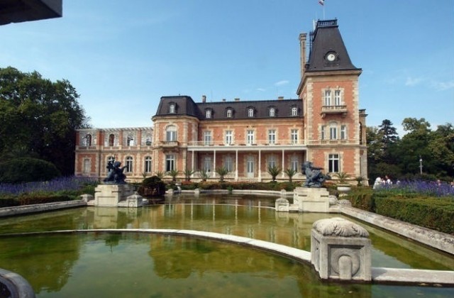 4 млн. лв.  годишно е поддръжката на резиденциите „Евксиноград” и „Бояна”