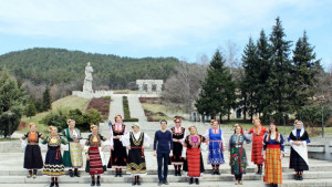 Женски хор Царичина 2008 с много награди от два фестивала