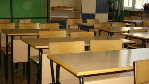 Гимназия плаща хиляди левове на неправомерно уволнени учители