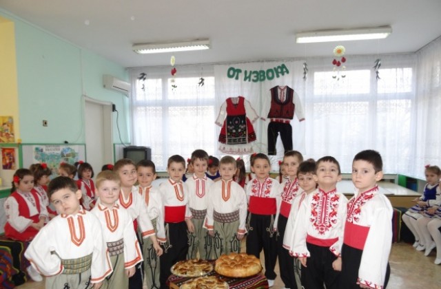 В детска градина „Чучулига“ отпразнуваха Благовещение