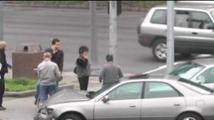 83годишен с опасност за живота след катастрофа