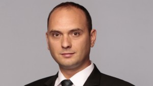 Депутат поиска повисоки санкции срещу неправилното паркиране