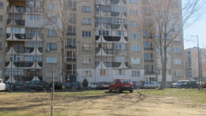 Ще глобяват собствениците на автомобили спрели в зелените площи