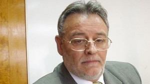 Попадиин Стриптизьорки в курортите с трудови договори