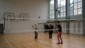 Методи Чимев инспектира ремонтирания спортен салон в Промишленото