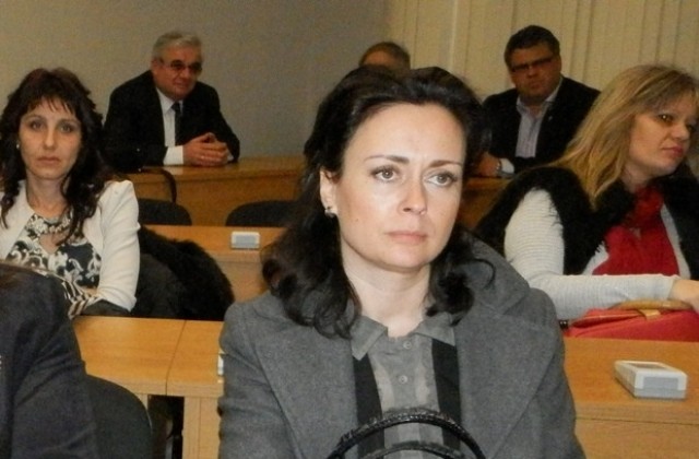 Д-р Дариткова се срещна с асоциации, НПО и граждани в Плевен