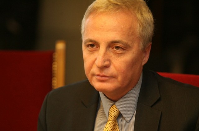 Цветан Цветков остана единствен кандидат за шеф на Сметната палата
