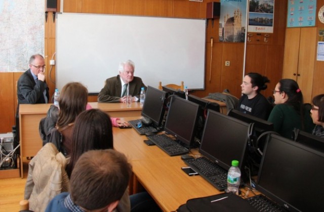 Белгийски писател гостува в Нидерландския културен център на ВТУ