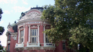 Отбелязваме Деня на театъра с Опасни връзки