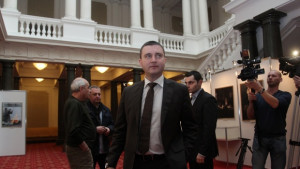 Водят разговори с няколко човека за управител на БНБ