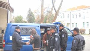 Скандал заради въшки преди убийството в Чайка обвиняемите са изнасилвачи