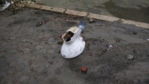 Нова мода Тоалетна пази паркомясто във Варна