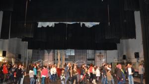 Десетки надникнаха зад кулисите на търновския театър