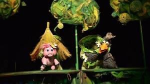 Трите прасенца на сцената на Куклен театър