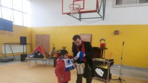 ГЕРБ Мъглиж радва децата от общината с магическо шоу