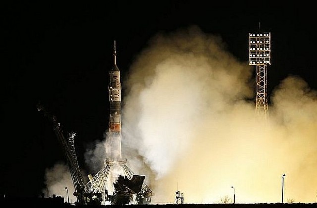 Руските космонавти използваха таблет при управление на кораба