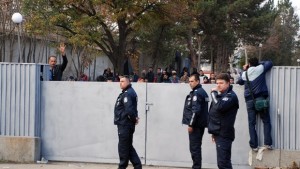 Сириец наръга с нож свой сънародник в бежанския лагер на