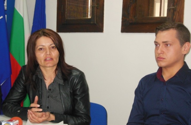 БСП- Кюстендил и Мая Манолова против готвените промени в Устава на партията
