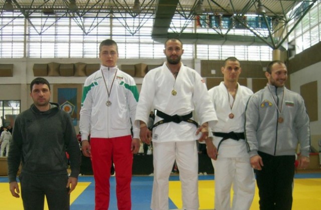 Еленчанинът Николай Кисьов със сребро от Държавен шампионат по джудо