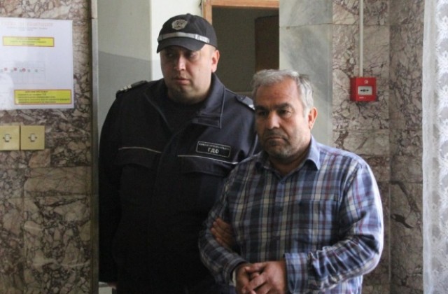 Оставиха в ареста турския тираджия, убил майка и син в катастрофа край Килифарево