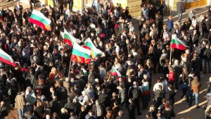 Полицията преброи 800 протестиращи
