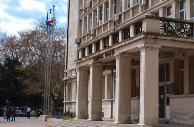 Хванаха мъжа, който ограби и заплашва деца пред варненски училища