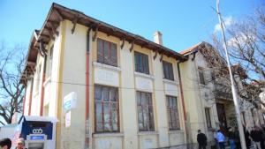 Няма да има банки в Юнашкия салон ще се използва