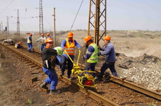 „Мини Марица-изток” възстановиха изцяло жп транспорта си