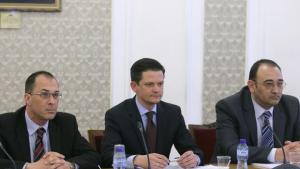 КЗП анализира общите условия на договори в различни сфери