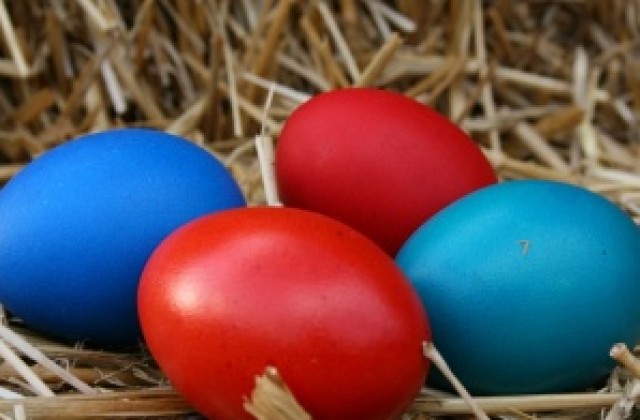 „Писани яйца, шарени“ показват деца от детските градини