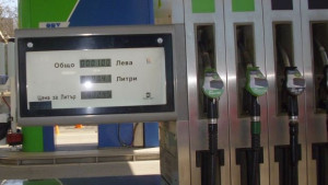 Горивата поскъпват преди отпускарския сезон