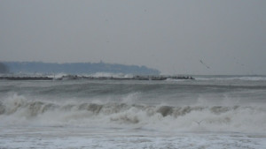 Порт Варна затворен заради силен вятър