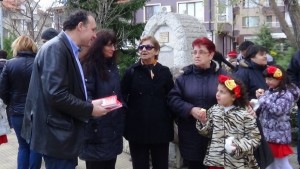 Вълков дари библии на Лазаровден