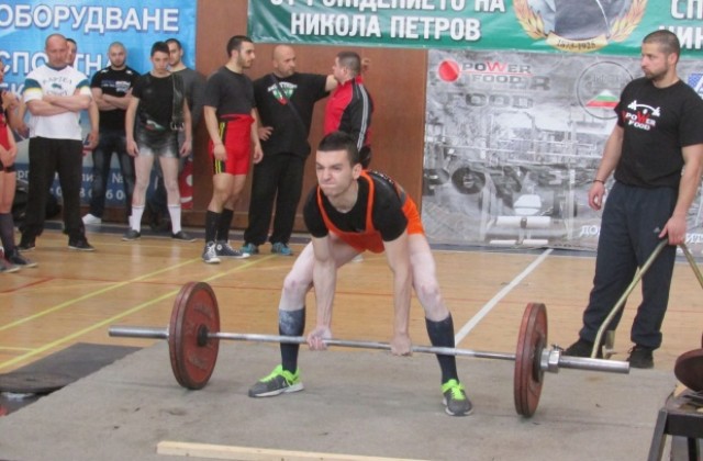 Горнооряховските трибойци завоюваха куп медали на Държавен шампионат