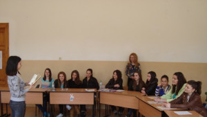 Ученици от Хуманитарна гимназия изследват живота и творчеството на Пеньо