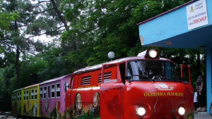 Без автомобили по Младежкия хълм