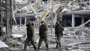 За една година Източна Украйна бавно слезе в ада